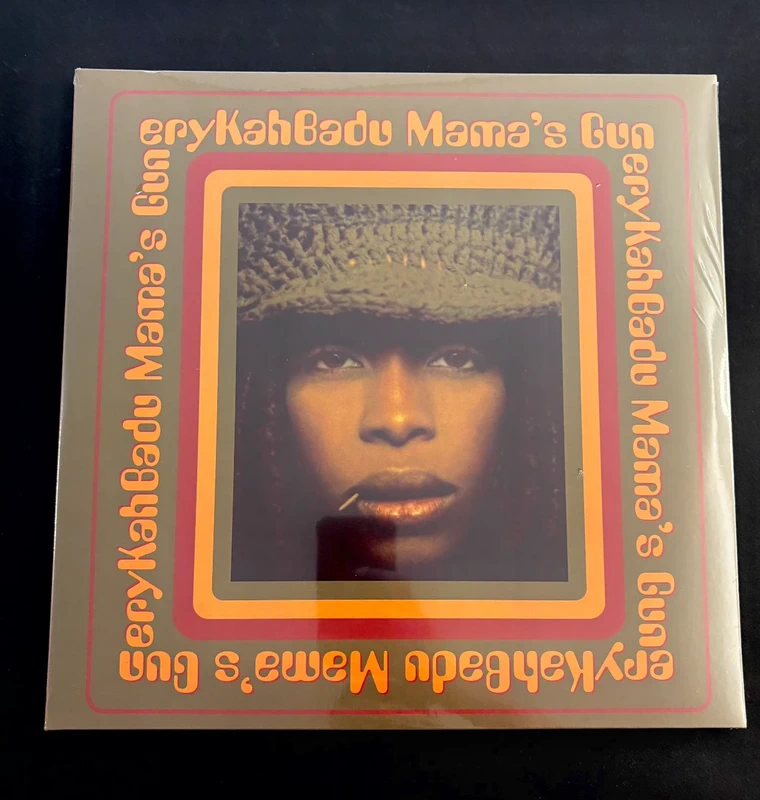 Erykah Badu – Mama's Gun
