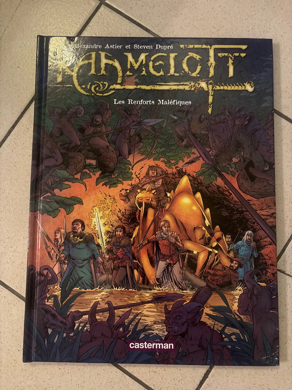 Bande dessinée kaamelott tome 9 les renforts maléfiques