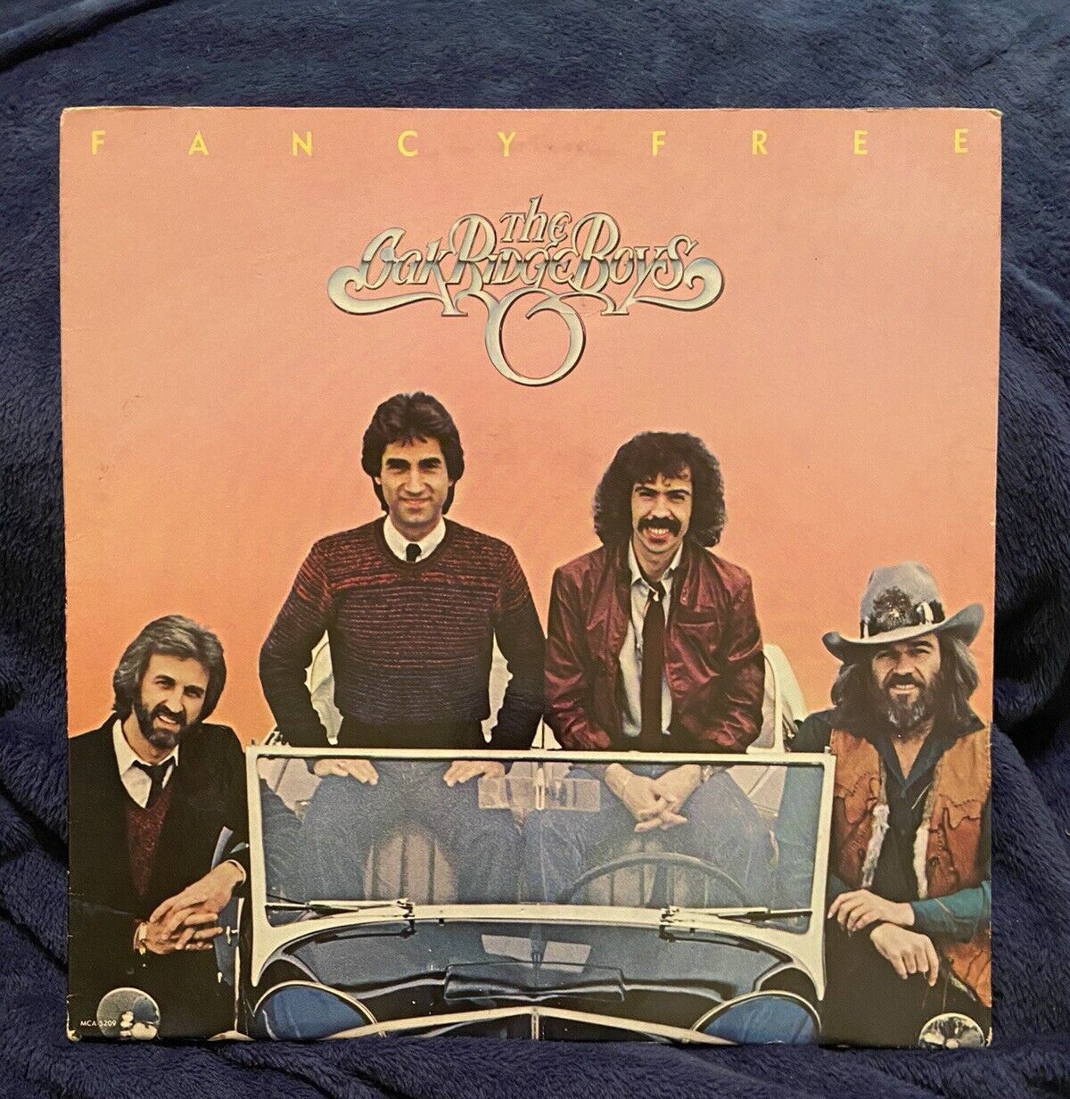 The Oak Ridge Boys – Fancy Free Vintage Vinyl LP Record Album MCA
