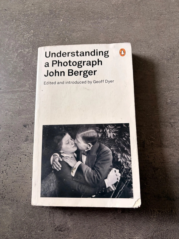 Understanding a Photograph: Penguin on Design John Berger