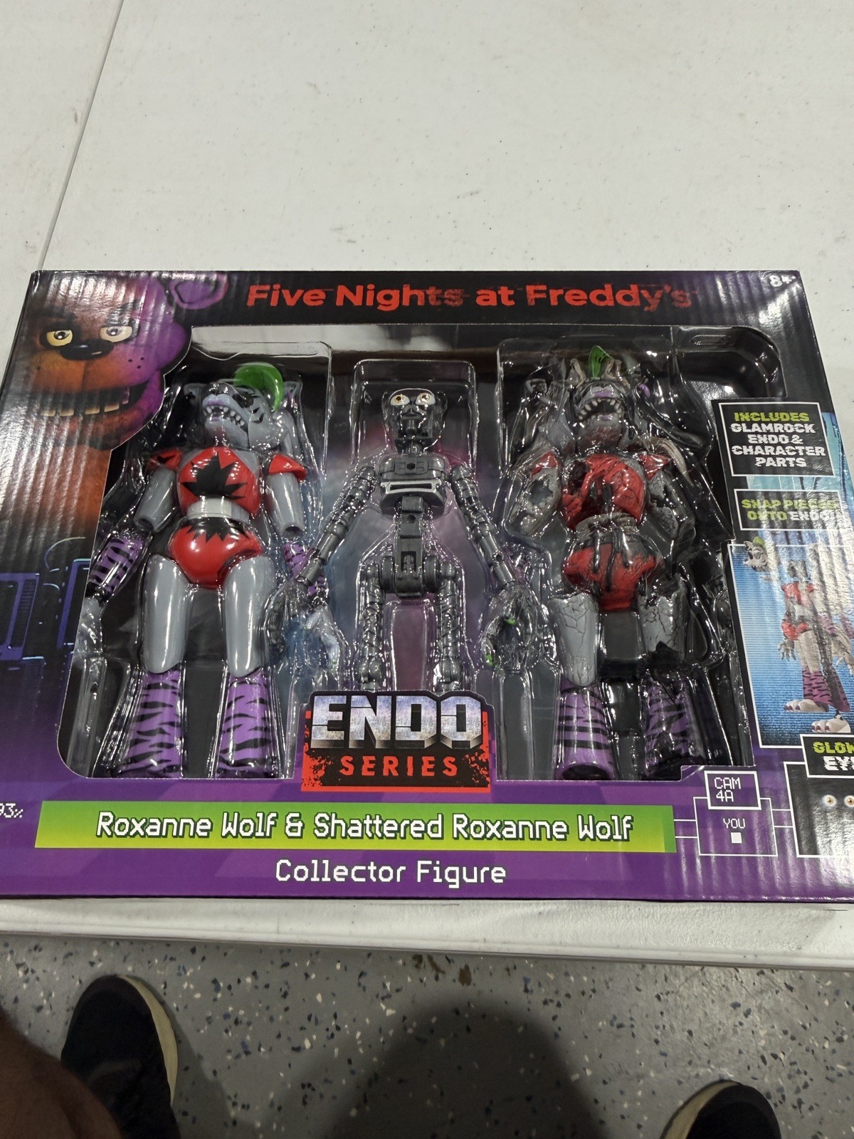 Five Nights at Freddy's Endo Series Wave 3 ROXANNE WOLF & SHATTERED ROXANNE FNAF
