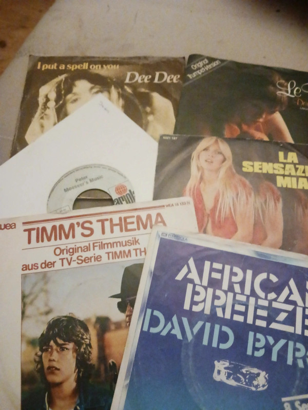Cosmic disco  24 singles