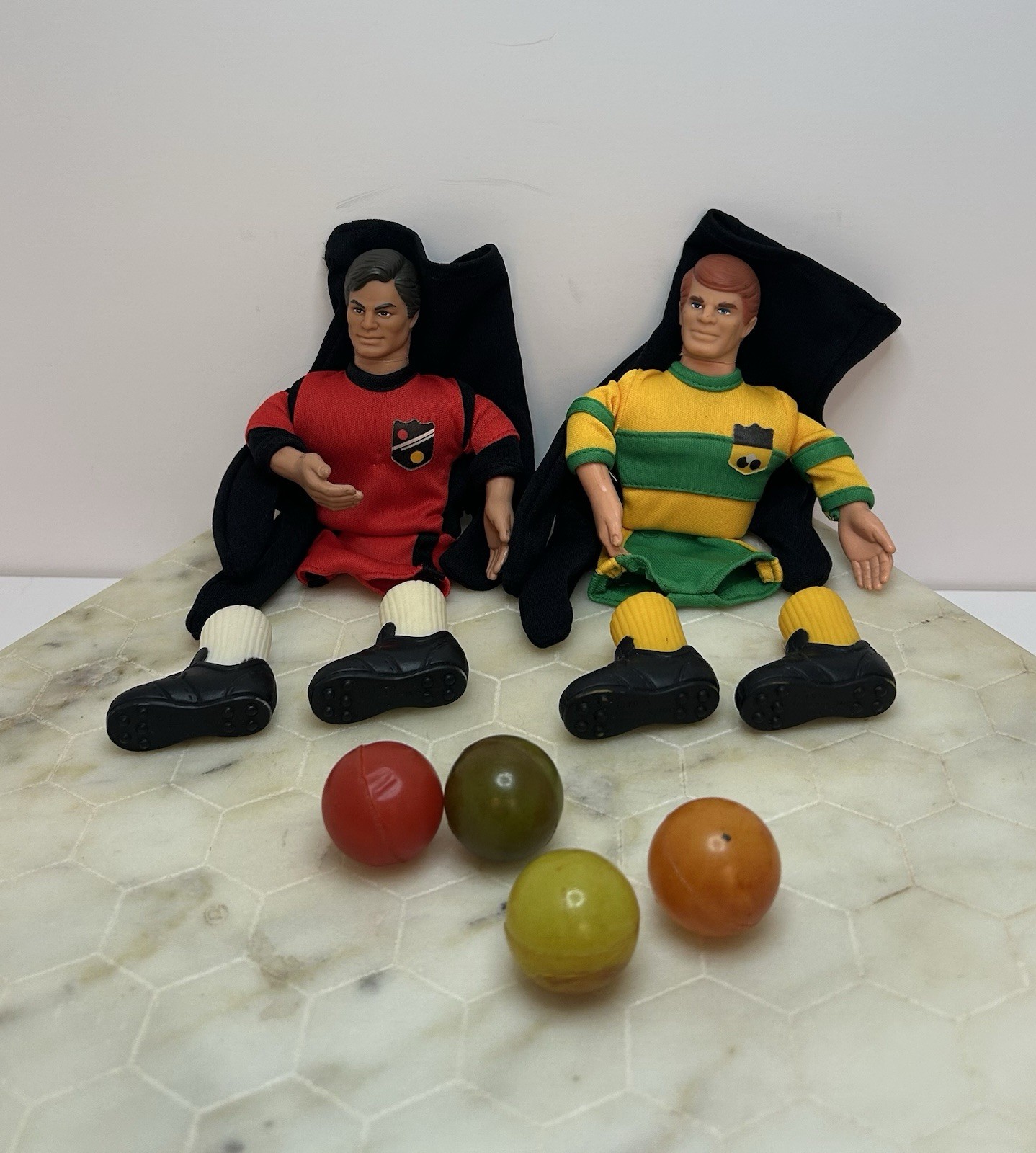 VTG 1986 Mattel Sports Action Real Men Finger Puppet Toy Figure Soccer SEE PICS