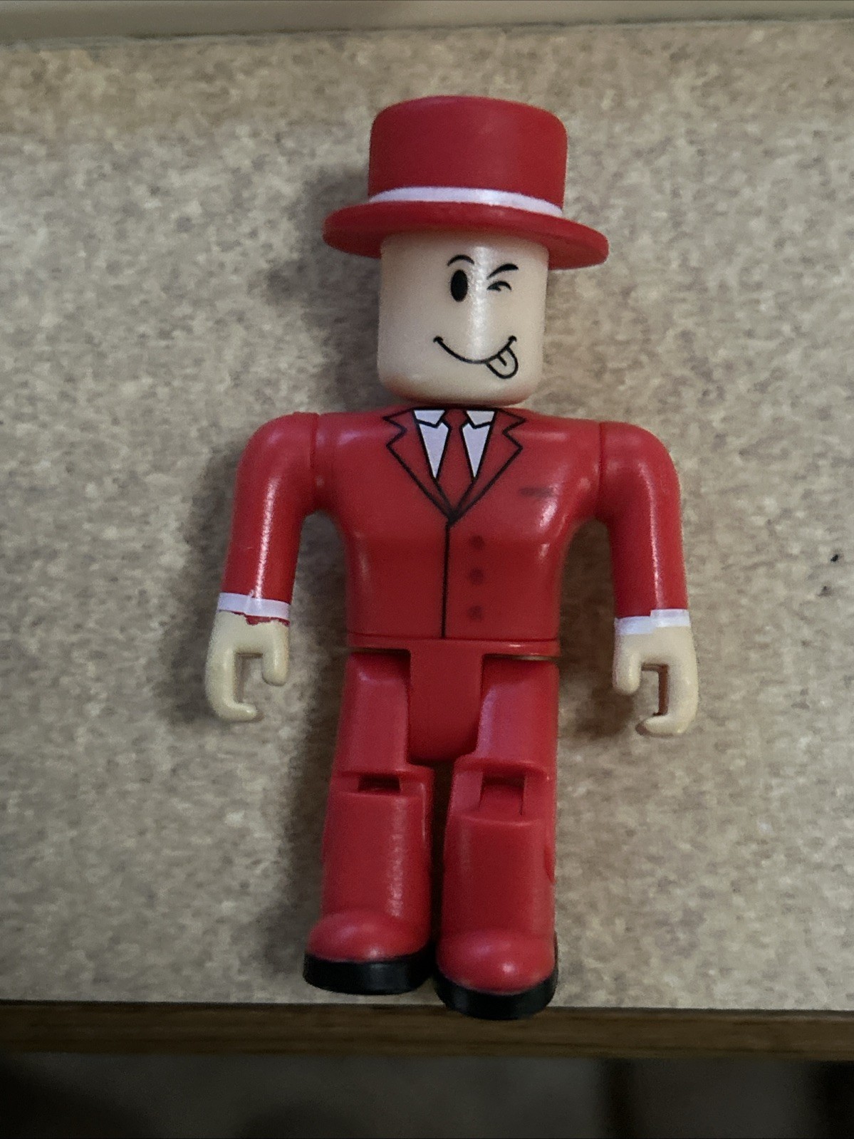 ALEXNEWTRON RED Celebrity Series 4 Figure Hat Alex Newtron