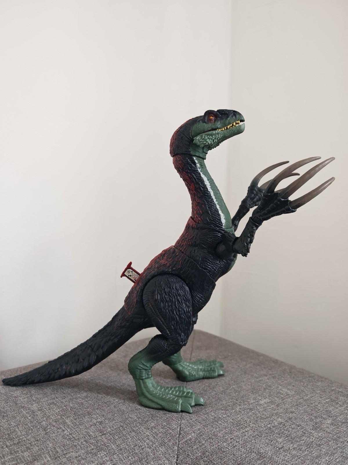 Dinosauro Therizinosaurus Jurassic World Sound Slashin