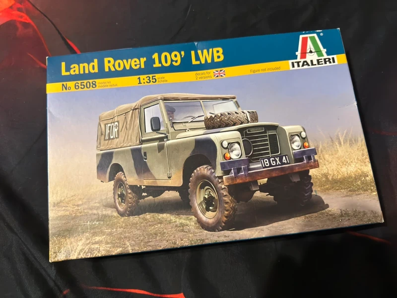 Land Rover modellino
