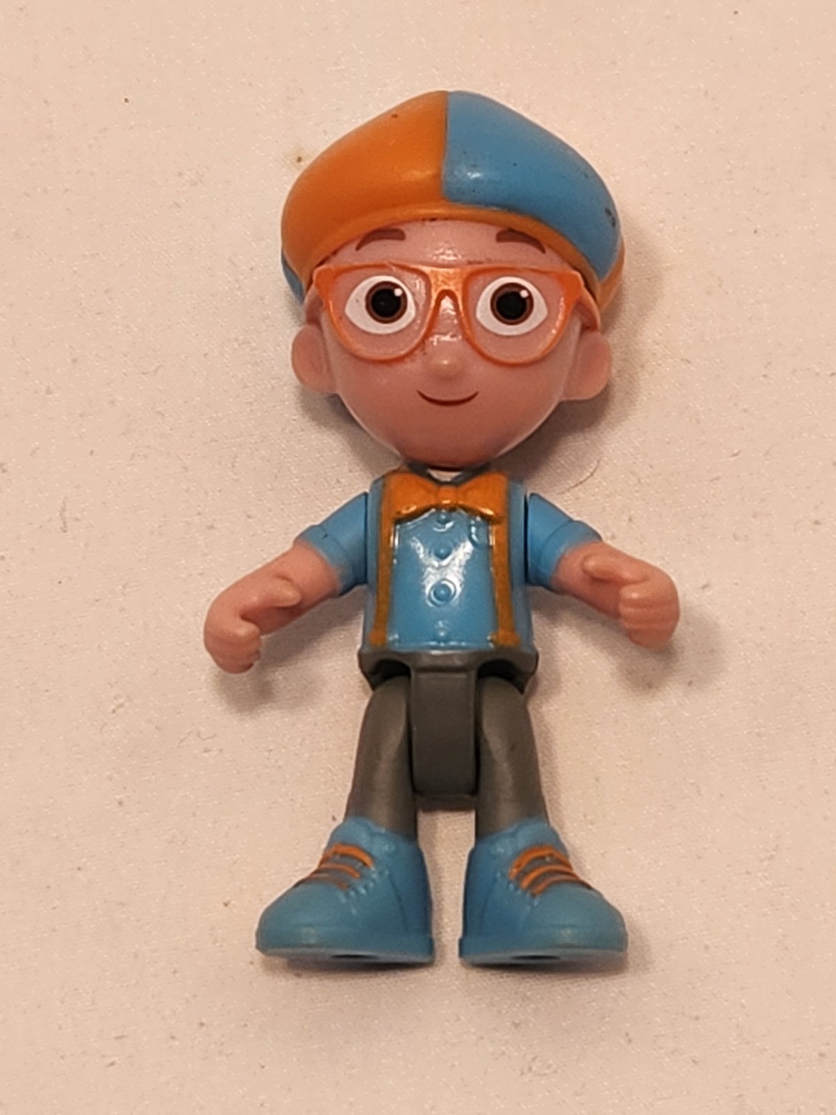 Blippi Moonbug Jazwares Boy Blue And Orange Hat Pvc Action Figure