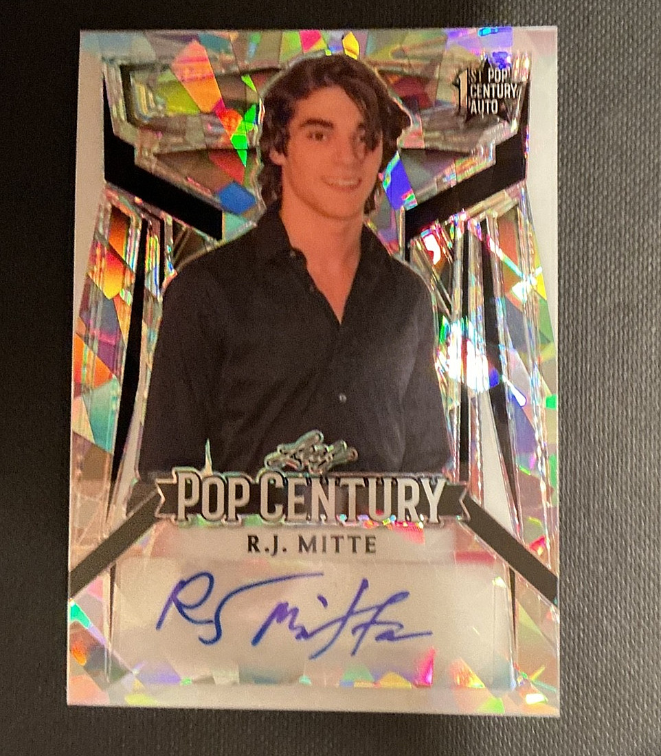 R.J.MITTE  2023 POP CENTURY AUTOGRAPH CARD 07/25 SILVER  BREAKING BAD
