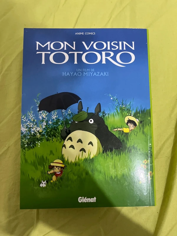 Livre « mon voisin totoro » neuf