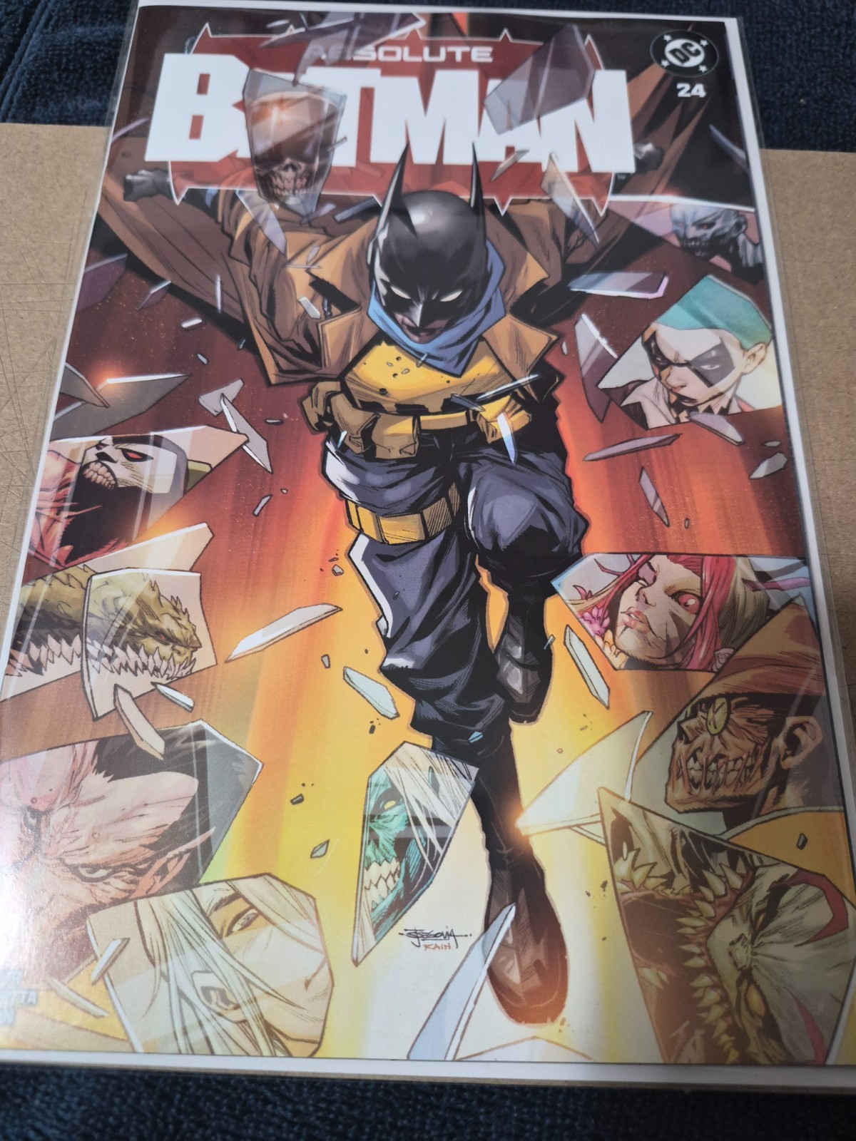 Absolute Batman 24 Stephen Segovia $10 SPEDIZIONE COMBINATA PIATTA