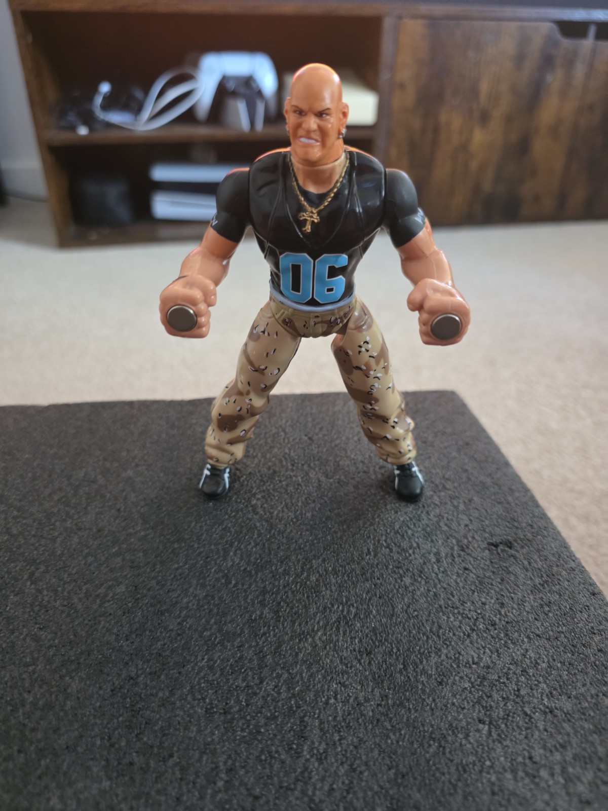 ToyBiz 1999 Konnan Action Figure Grip And Flip Serie 2 Retro Wrestling