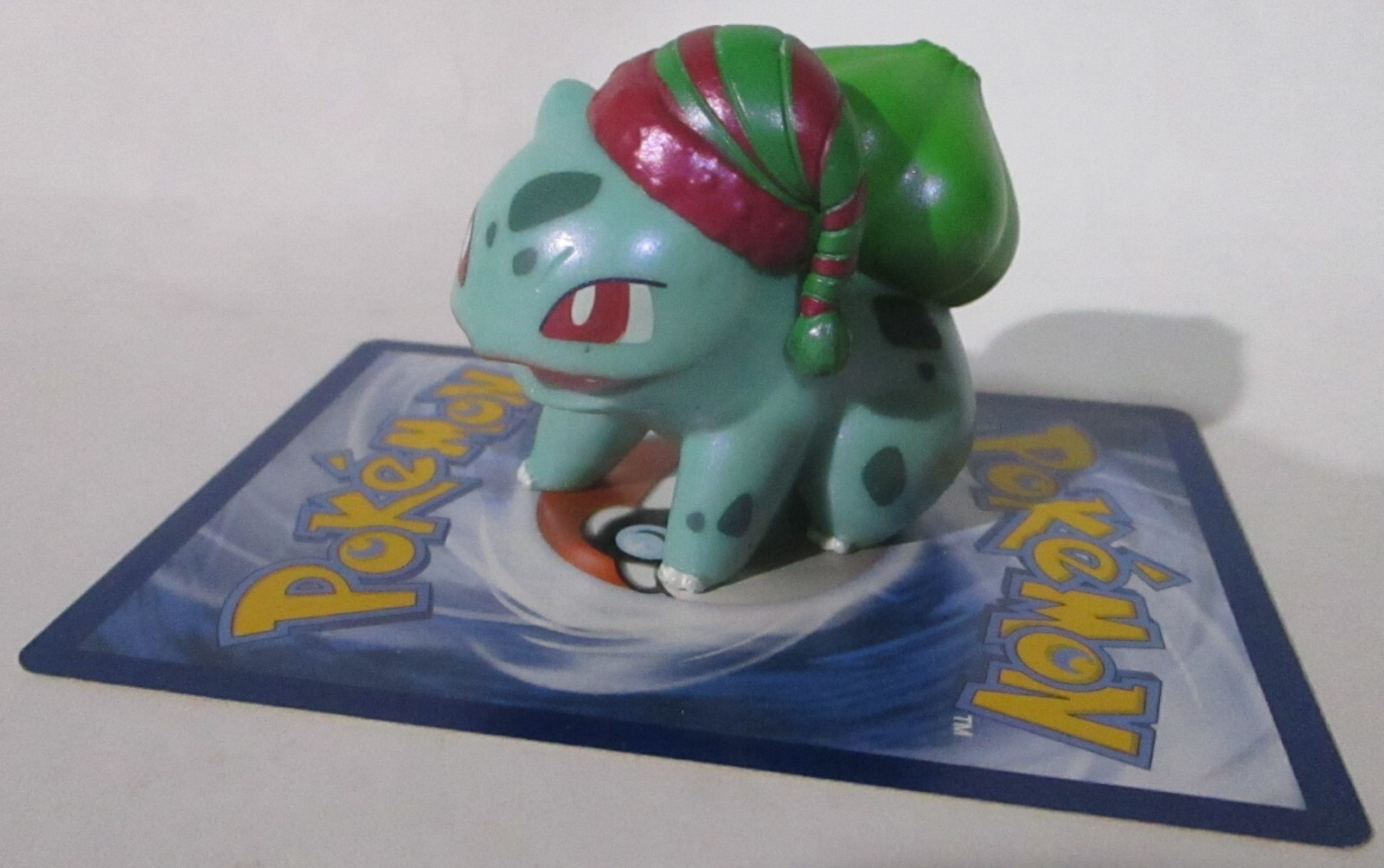 Jazwares Bulbasaur Christmas 1.5" x 2" Pokemon Action Figure 2021 Toy