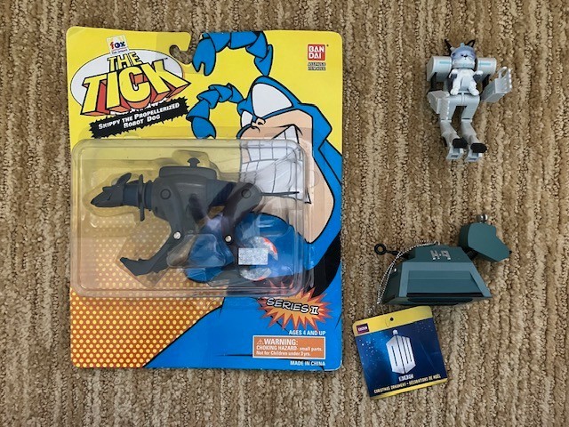 Collezione di figure cane robot Skippy Tick K-9 Dr. Who Snowball Rick & Morty
