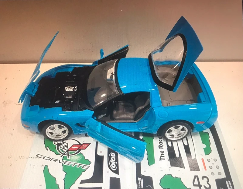Miniatura coche modelo Chevrolet escala 1/18