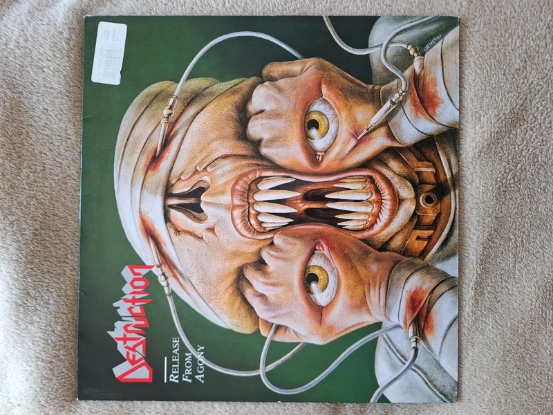 Vinyle 33T Destruction "release from agony" original 1987