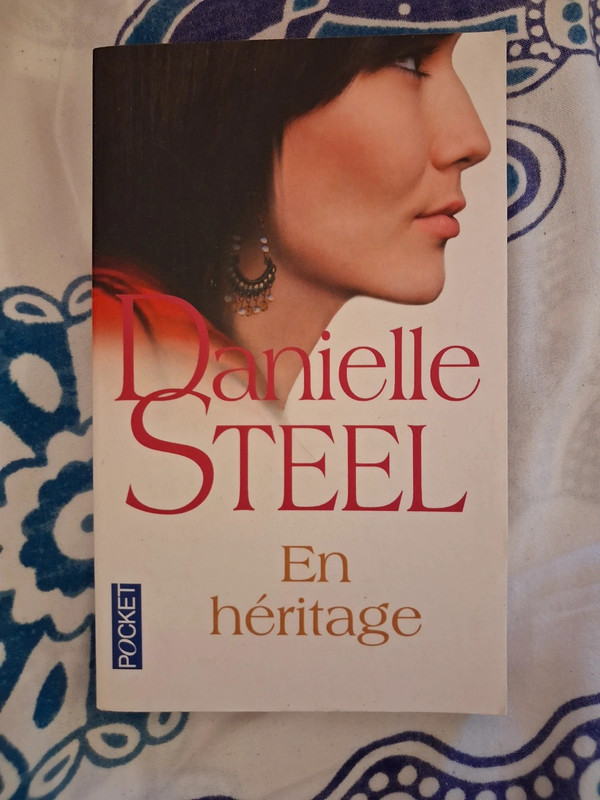 Livre Danielle Steel en heritage