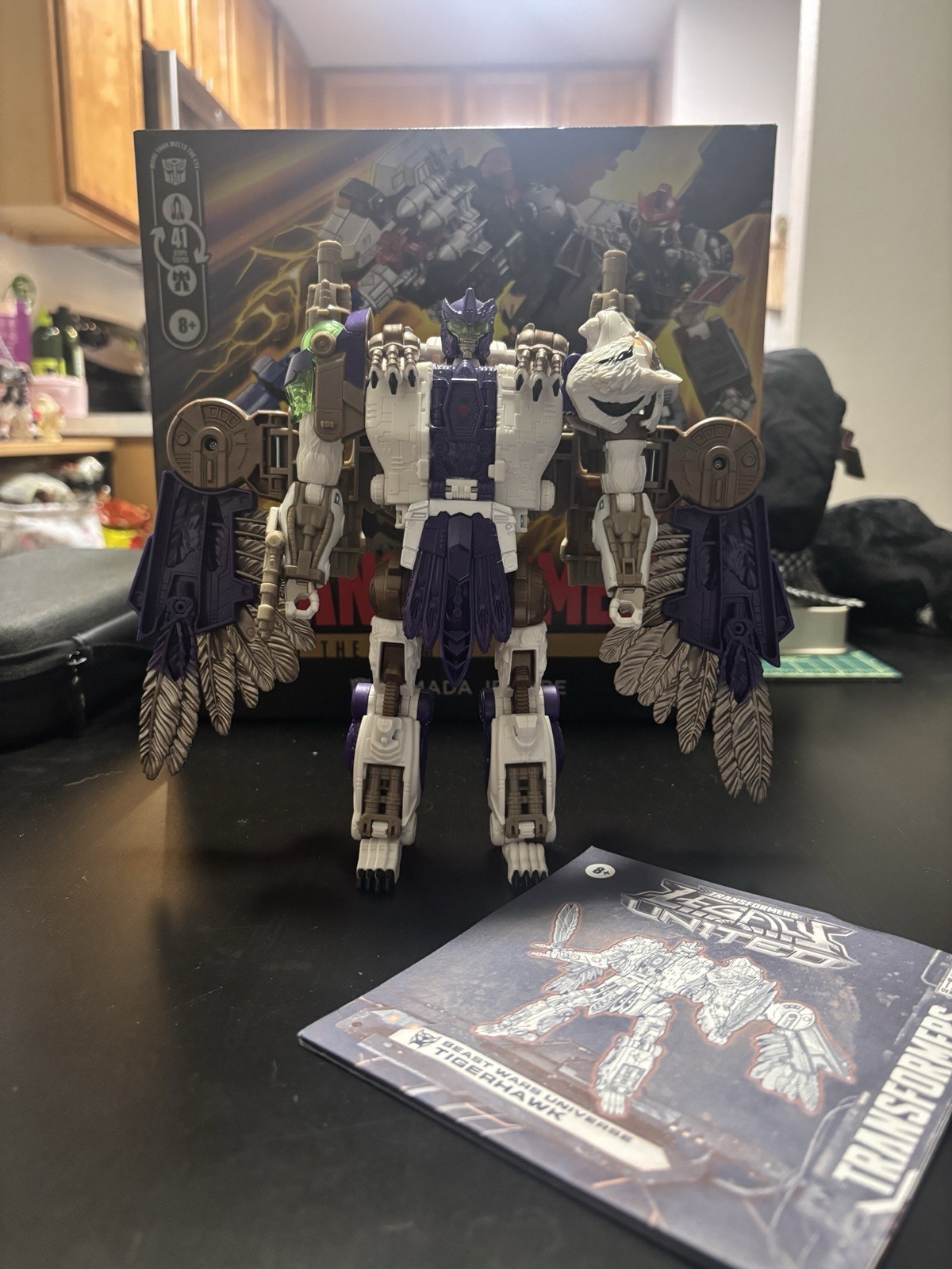 Transformers Legacy United Leader Class Tigerhawk COMPLETO