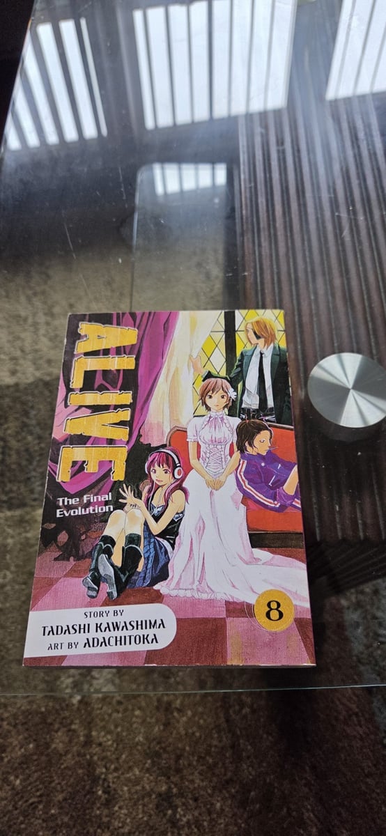 Alive: The Final Evolution manga volume 8