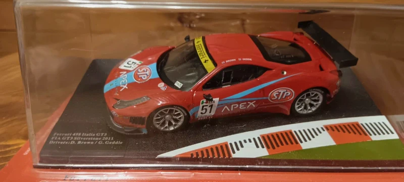 Modello Ferrari 458 Italia scala 1:43 perfetto in confezione originale sigillata
