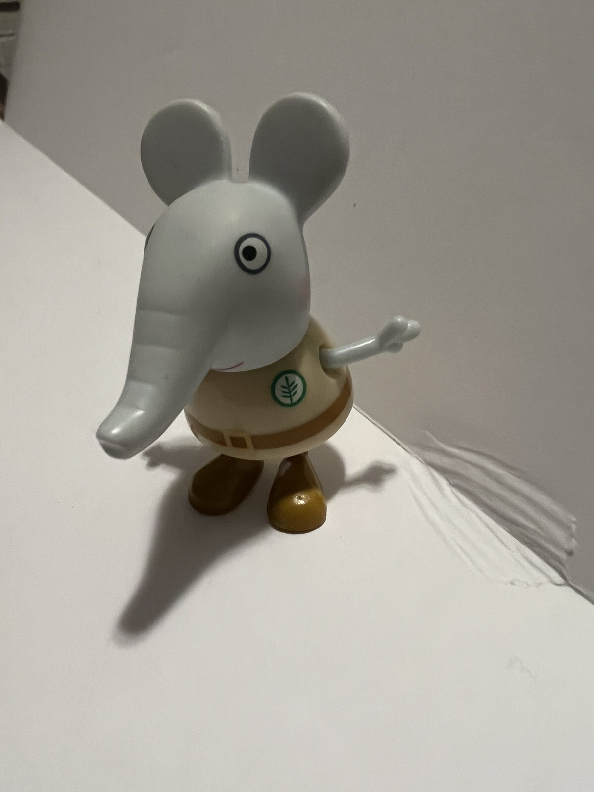 PEPPA PIG Emily Elephant Mini Figure Jazwares