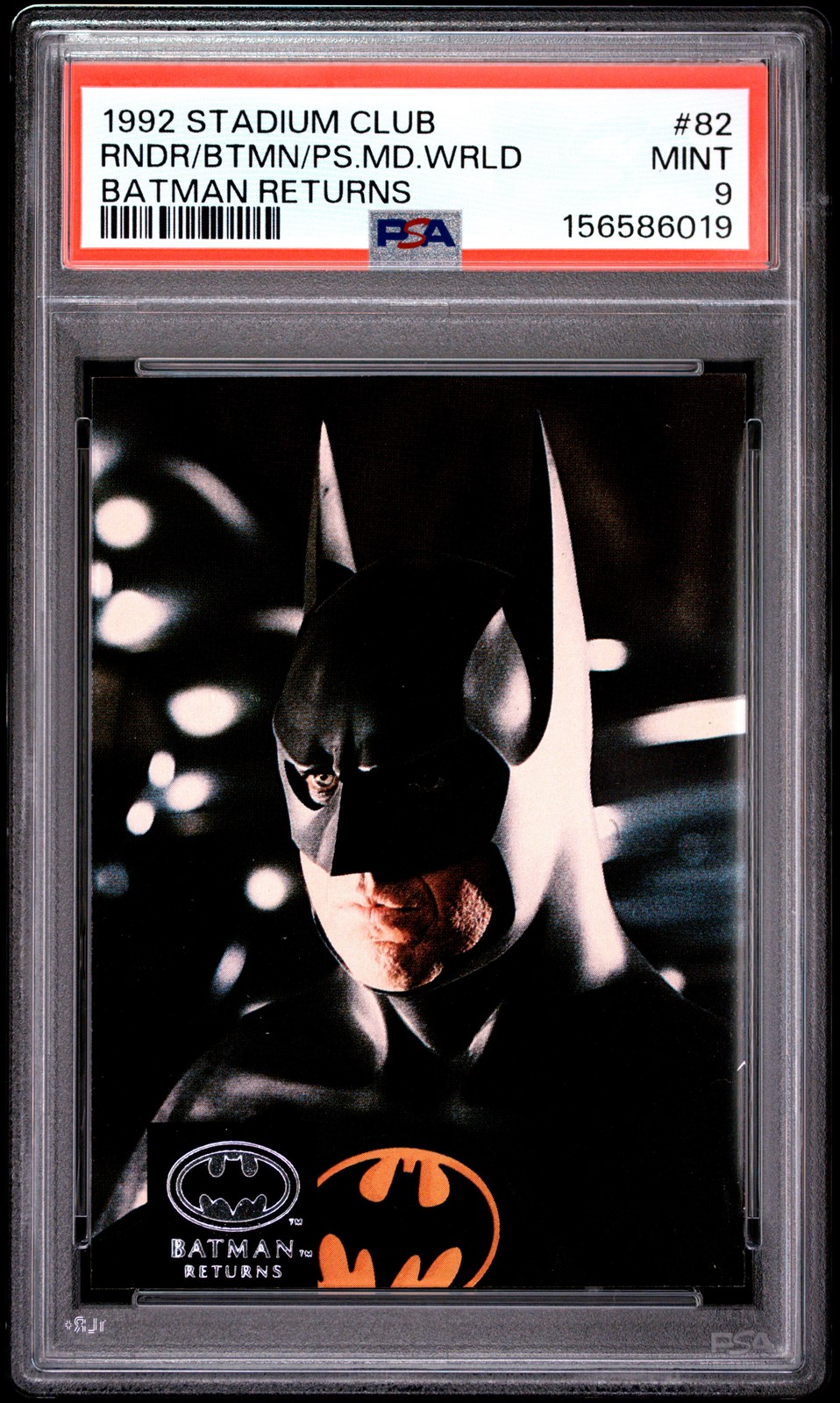 STADIUM CLUB BATMAN RESTITUISCE UNA RESA DI BATMAN NEL MONDO POST MODERNO PSA 9