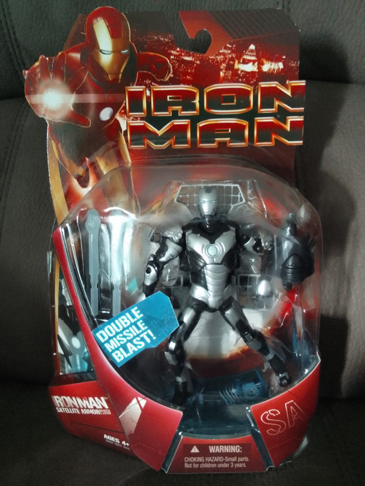 Iron Man Satellite Armor Movie Deluxe Nuovo In Blister