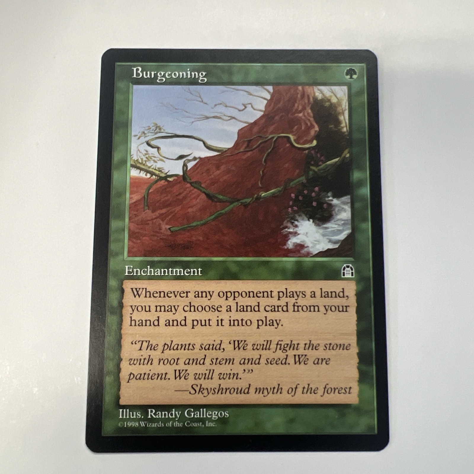 MTG Burgeoning Stronghold Rare NM