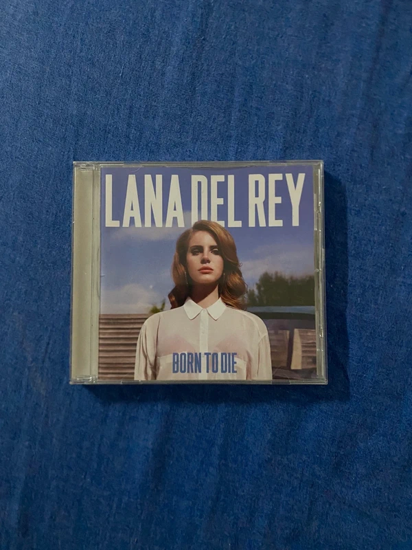 cd born to die - lana del rey