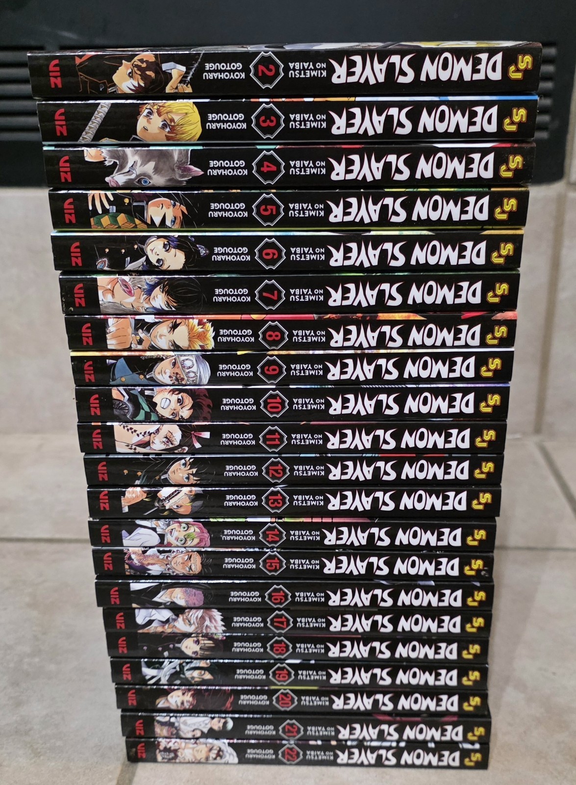 Lotto fumetti giapponesi Demon Slayer Kimetsu no Yaiba manga vol 2-22 set