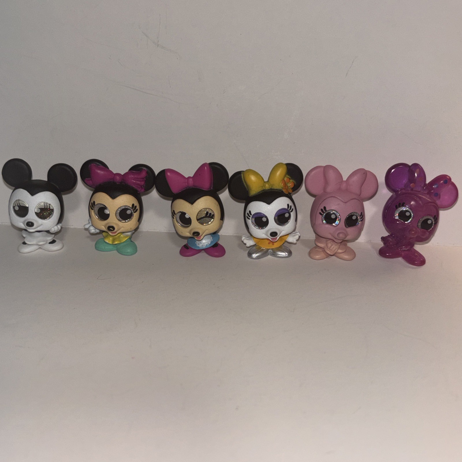 6 Disney Doorables Mickey  & Minnie Mouse Figures Lot