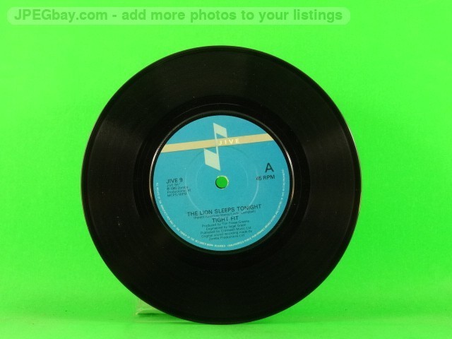TIGHT FIT LION SLEEPS TONIGHT (2) (137) 7" JIVE