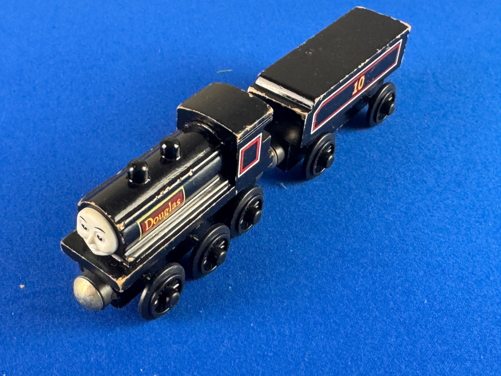 DOUGLAS & TENDER (1994) NO-NAME-SUL-BOTTOM Trenini in legno Thomas
