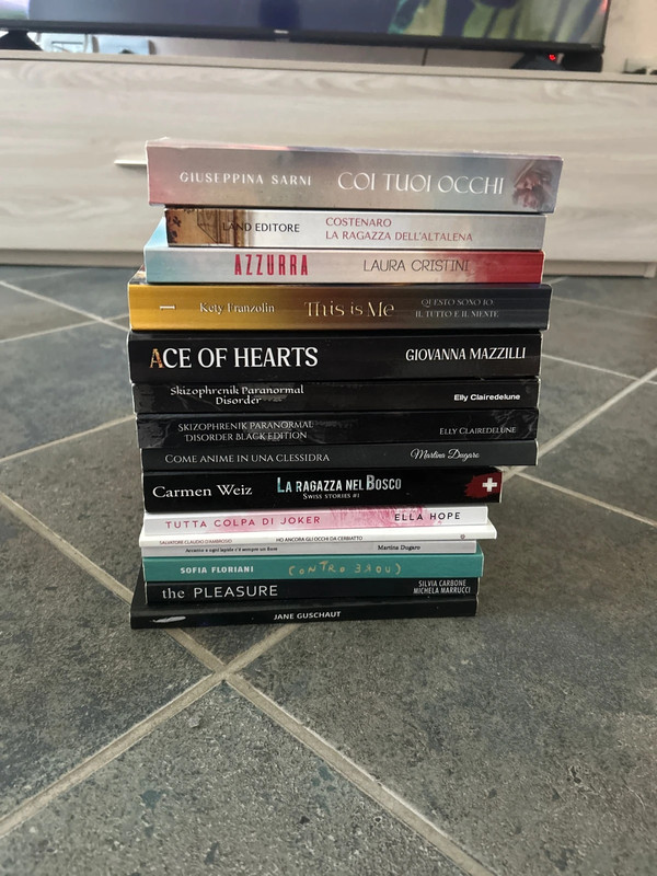 Molti libri di autrici emergenti