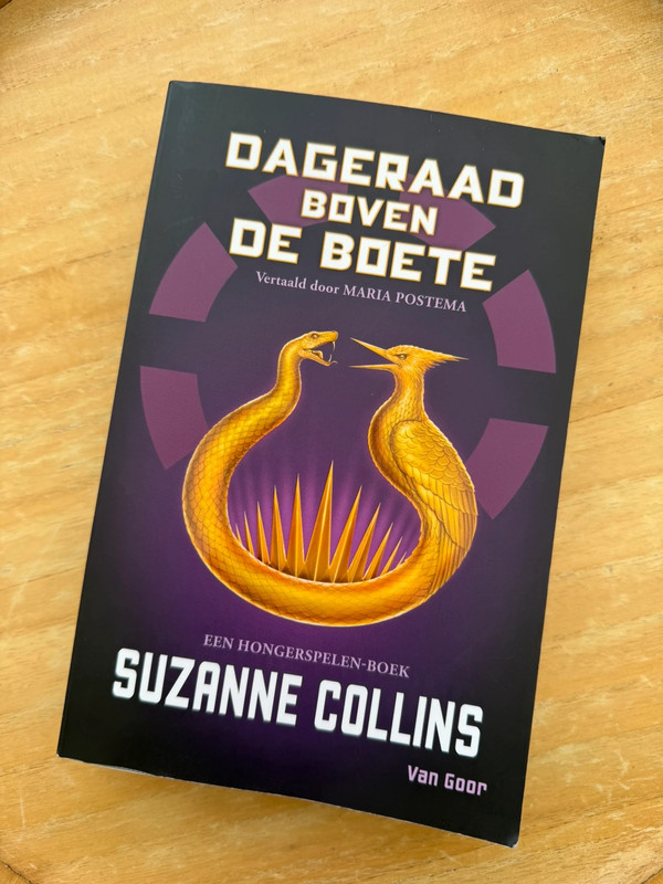 Boek - Dageraad boven de boete van Suzanne Collins