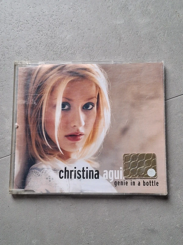 Christina Aguilera Genie In A Bottle