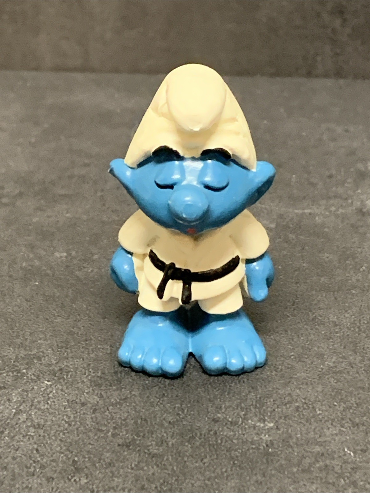 JUDO SMURF The Smurfs Figure 1981 Peyo Schleich Vintage 2 inch Figurine