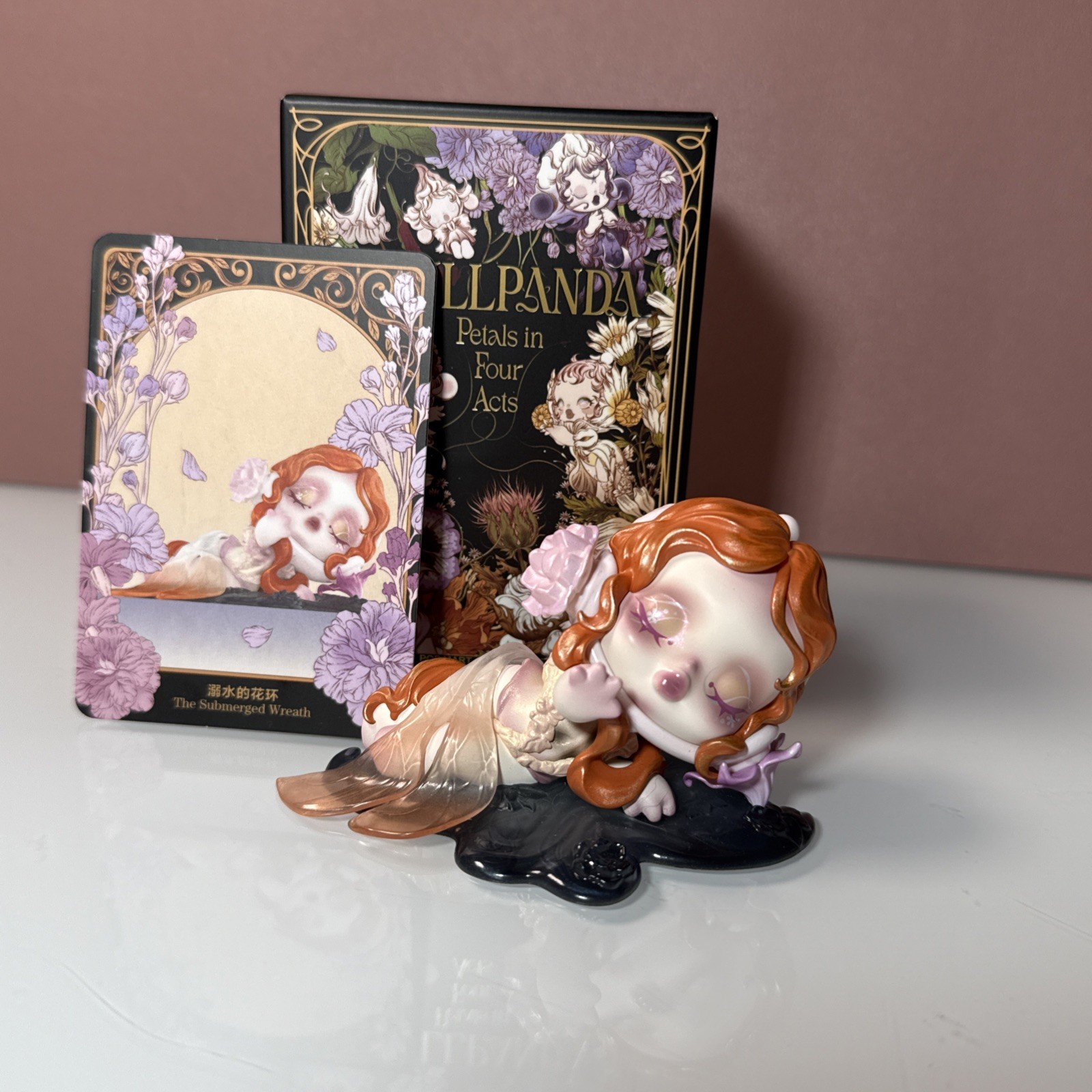 POP MART x Skullpanda Petali in Quattro Atti Serie Figura La Corona Sommersa