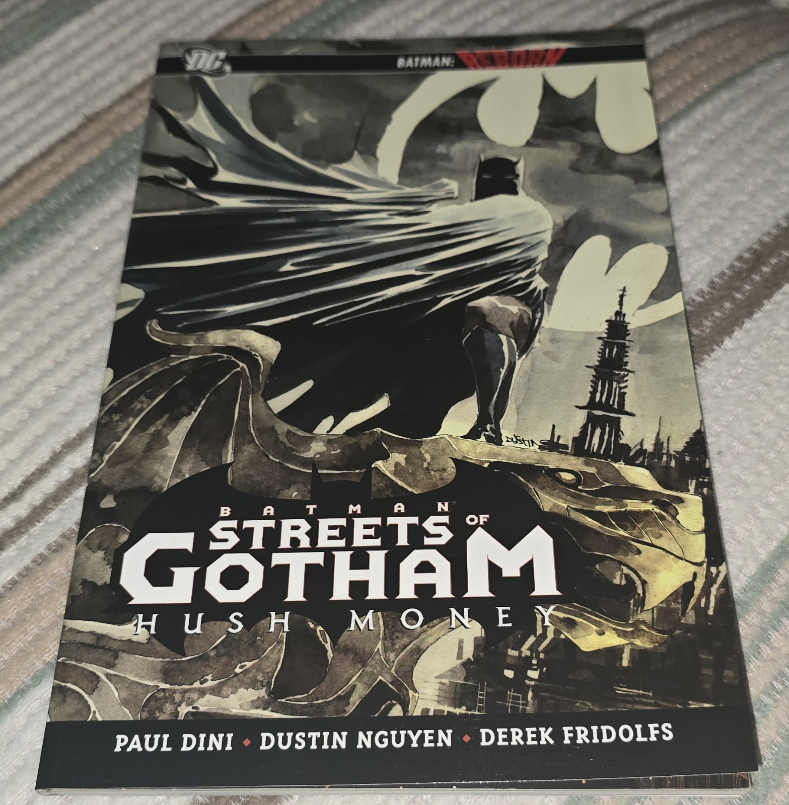 Batman Streets of Gotham Hush Money TPB 1st Print Graphic Novel Dini Nguyen 