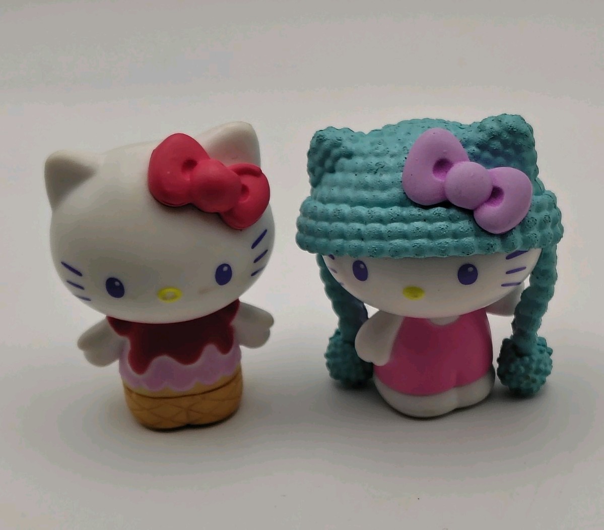 Minifigure da collezione Hello Kitty serie 2 - Cono gelato e cutie