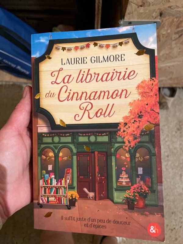 Livre broché la librairie du cinnamon roll