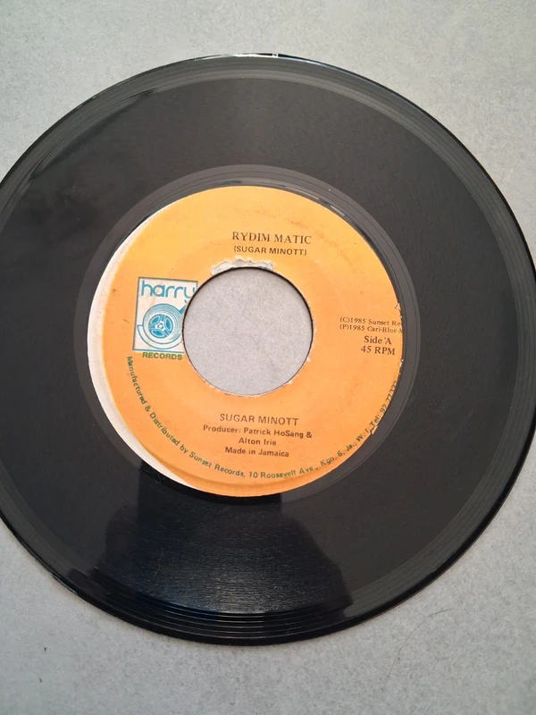Vinyl - 7", Reggae. Rydim Matic ( Sugar Minott  )