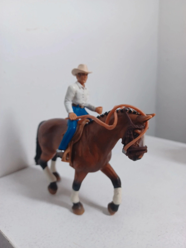 Caballo yginete de colección
