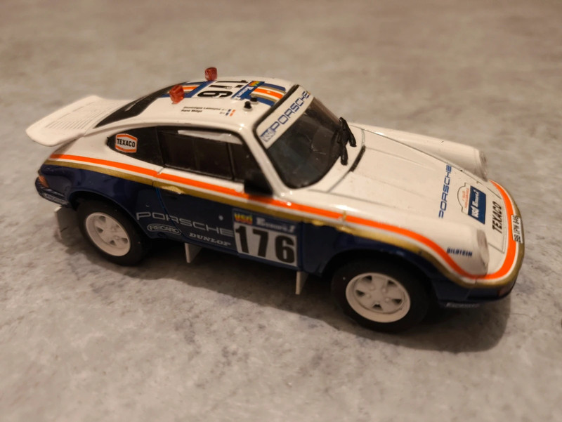 Porsche 911 n°176 Paris-Dakar