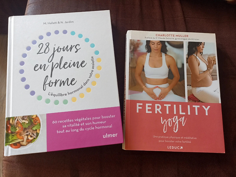 Lot de 2 livres équilibre hormonale dans l'assiette et yoga fertilité