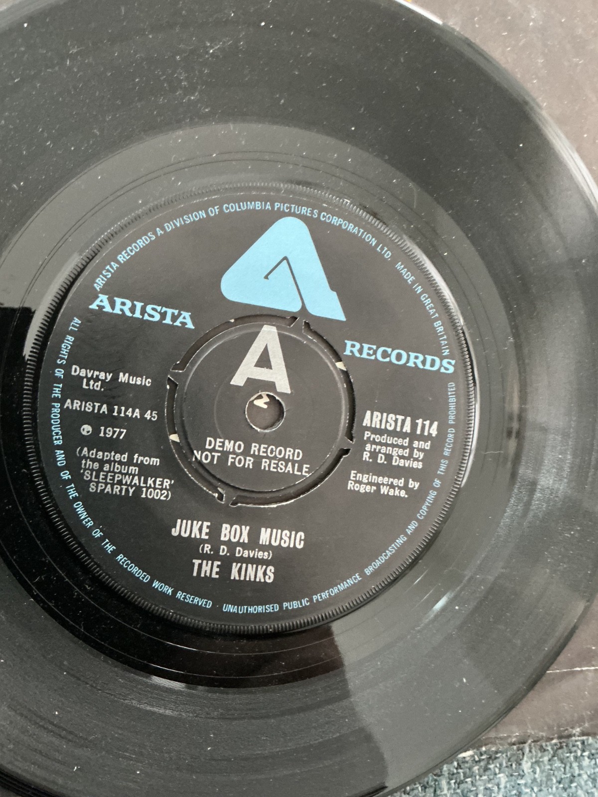 The Kinks - Juke Box Music.   7" Vinyl Record. Promo.  1977. ARISTA