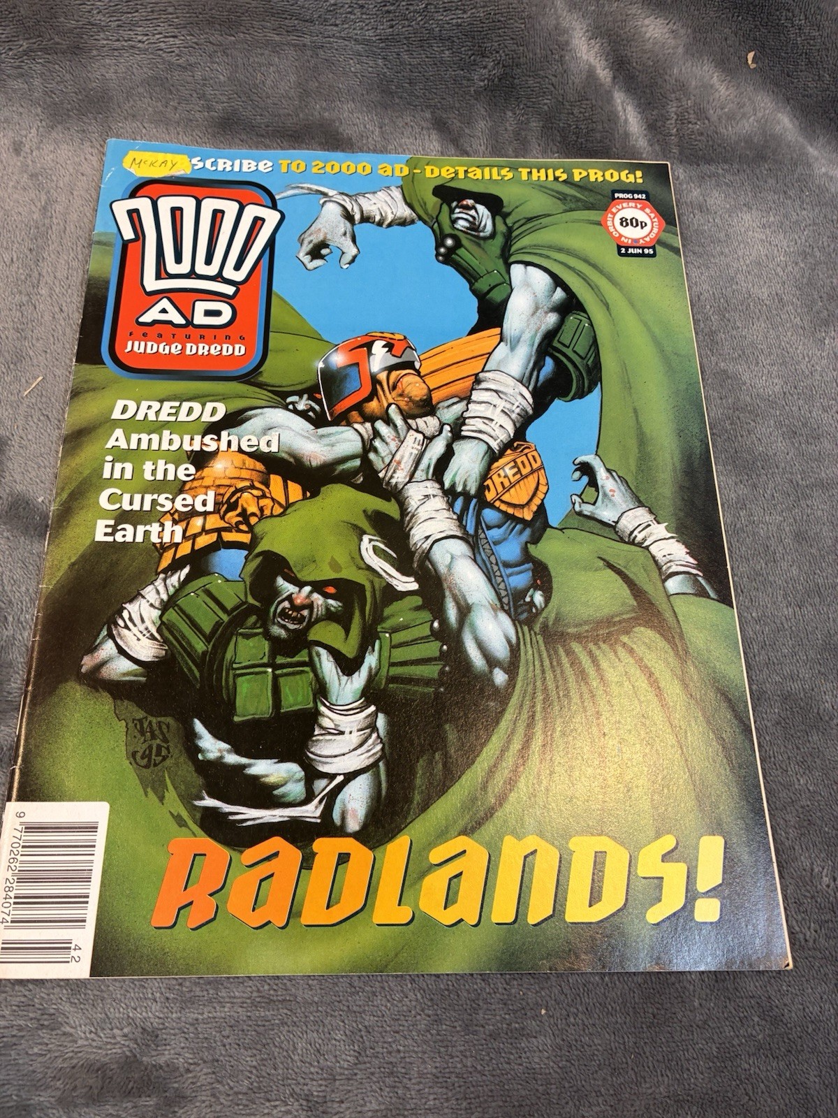 2000AD #942 2ND JUNE 1995 BRITISH WEEKLY COMIC JUDGE DREDD *