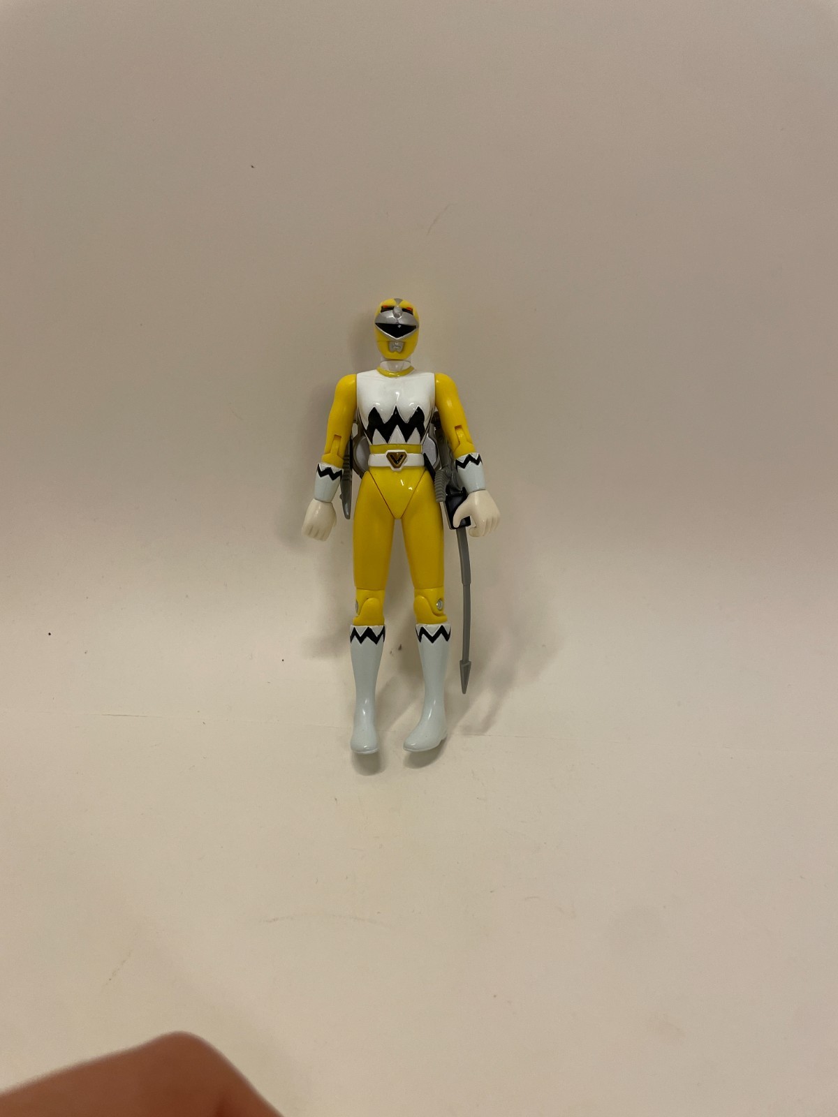 Bandai Power Rangers Lost Galaxy Ranger W/ Sword And Pack (Used)