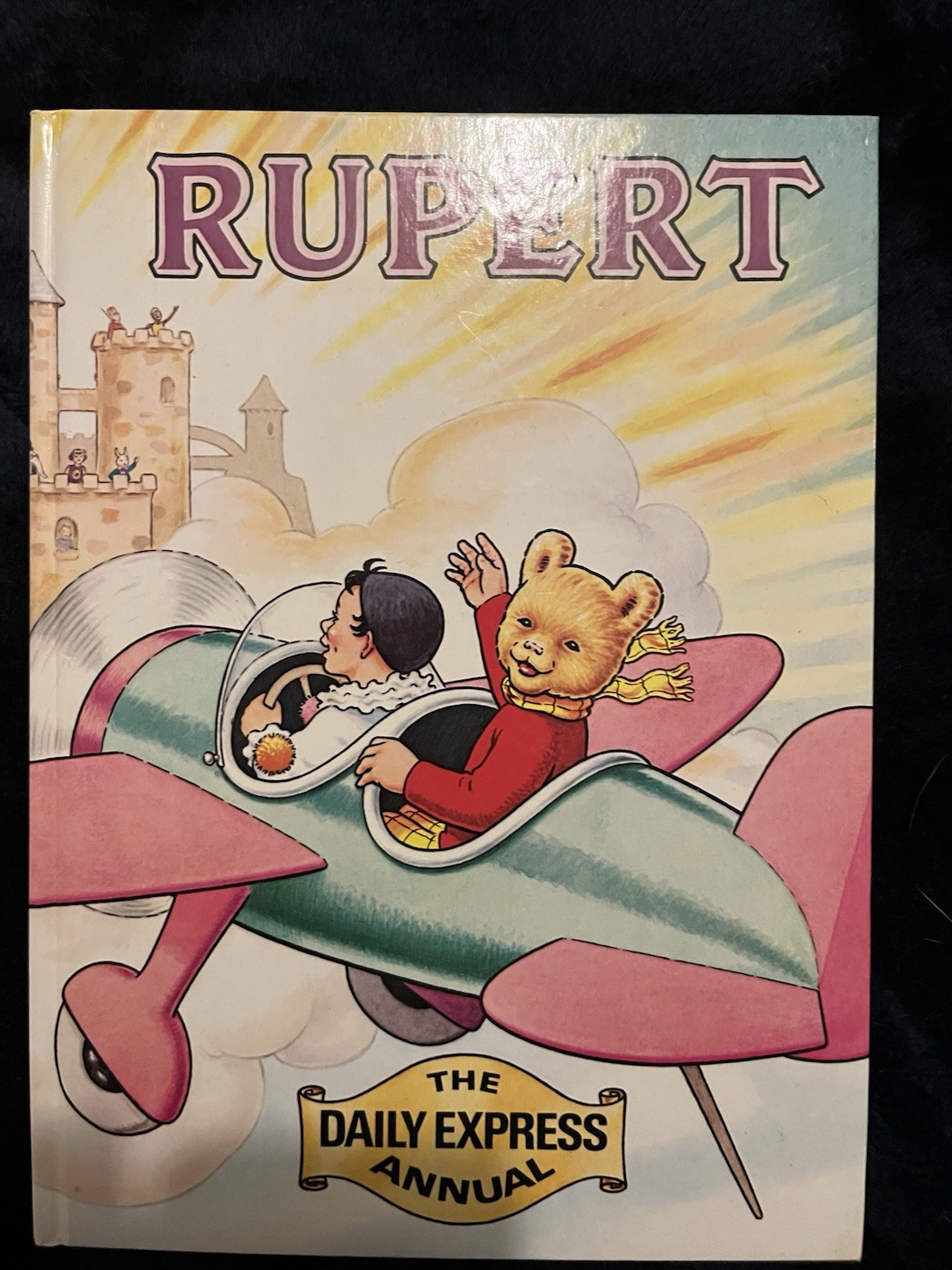 Rupert Annual 1983 Unclipped Excellent Condition Daily Express