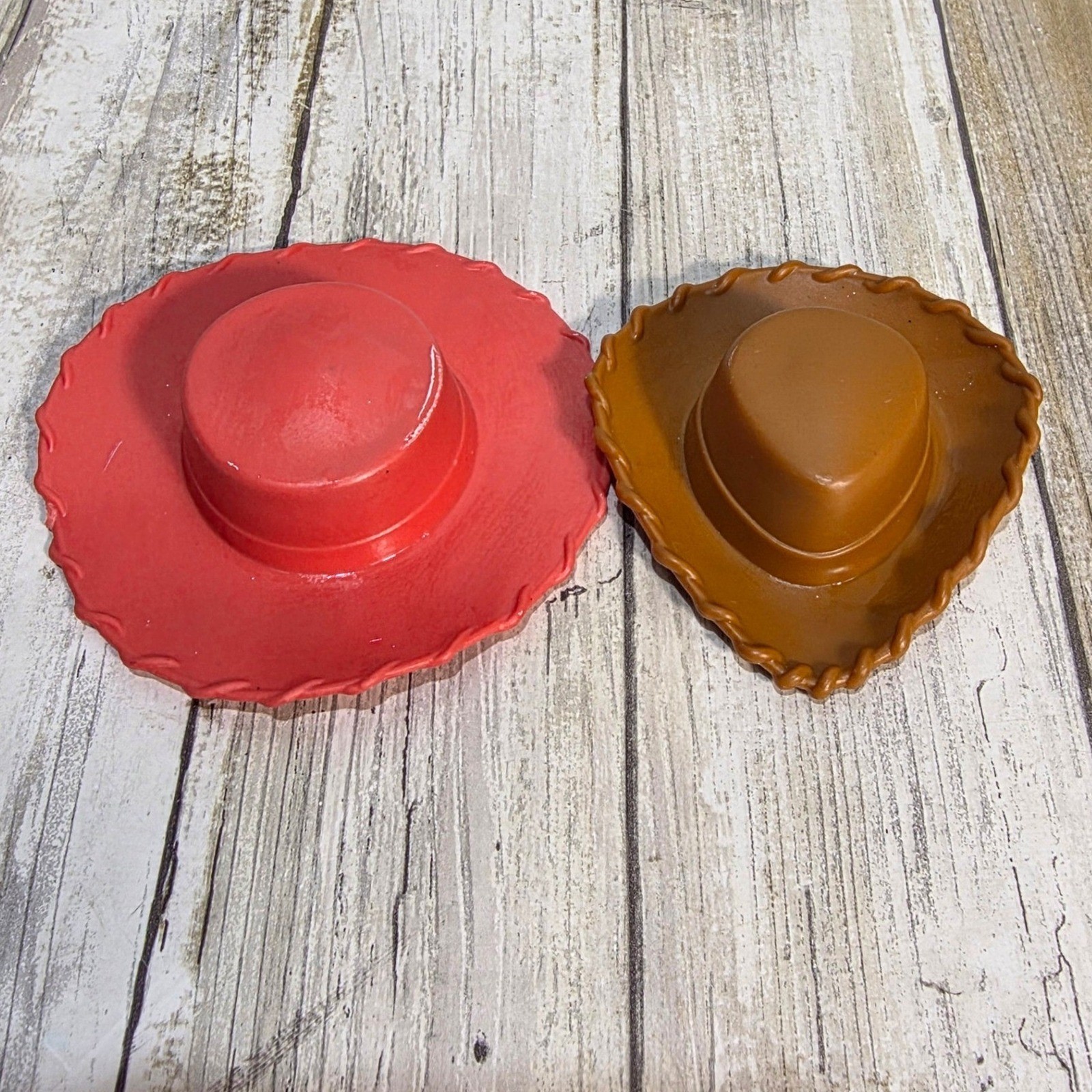 Disney Pixar Toy Story Woody e Jessie cappello da cowboy in plastica set accessori 2 pezzi