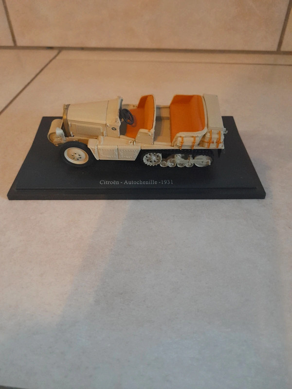 Voiture miniature Citroën autochenille 1931